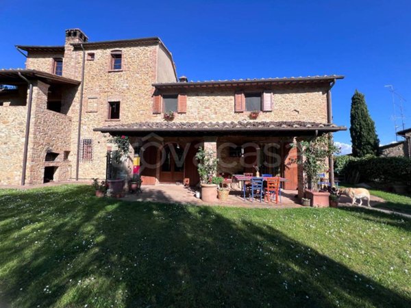 casa indipendente in vendita a Montaione