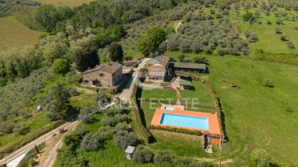 casa indipendente in vendita a Montaione