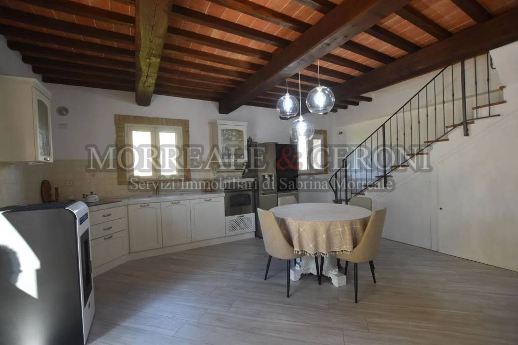casa indipendente in vendita a Montaione
