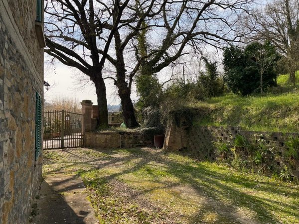 casa indipendente in vendita a Montaione