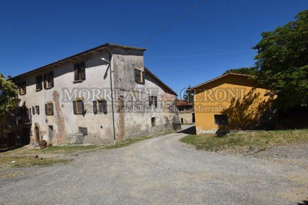 casale in vendita a Montaione in zona Castelfalfi
