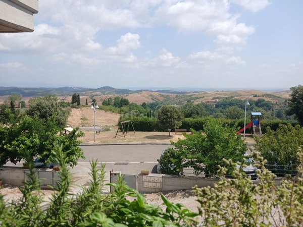 appartamento in vendita a Montaione in zona Mura