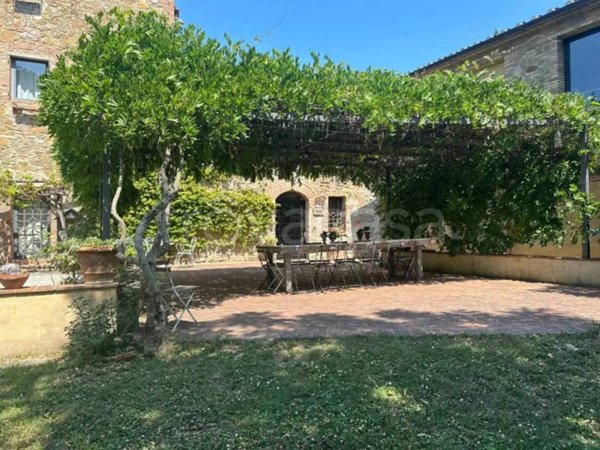 casa indipendente in vendita a Montaione