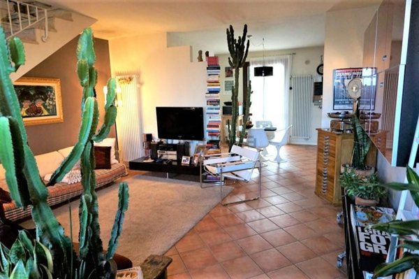 casa indipendente in vendita a Montaione in zona Mura