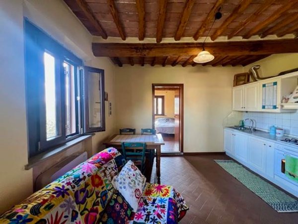 appartamento in vendita a Montaione in zona Mura
