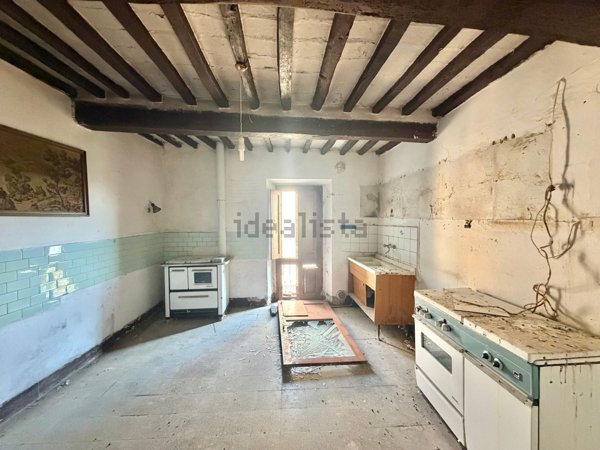 appartamento in vendita a Montaione in zona Palagio