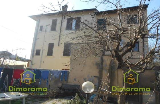 appartamento in vendita a Montelupo Fiorentino in zona Samminiatello
