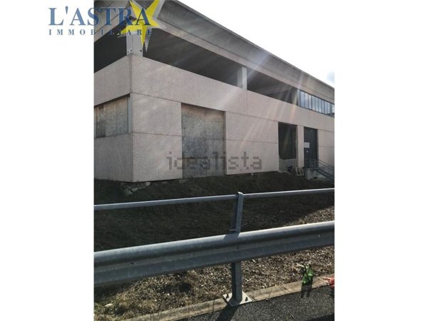 capannone in vendita a Montelupo Fiorentino