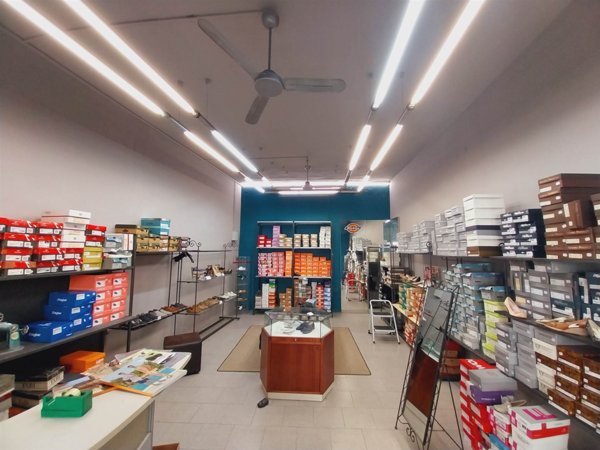 locale commerciale in vendita a Montelupo Fiorentino