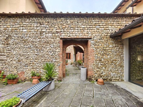 negozio in vendita a Montelupo Fiorentino