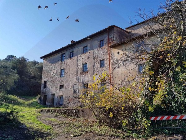 locale di sgombero in vendita a Montelupo Fiorentino in zona Camaioni