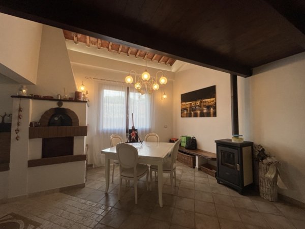 appartamento in vendita a Montelupo Fiorentino in zona Camaioni