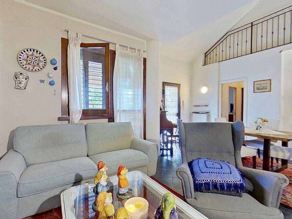 casa indipendente in vendita a Montelupo Fiorentino in zona Pulica