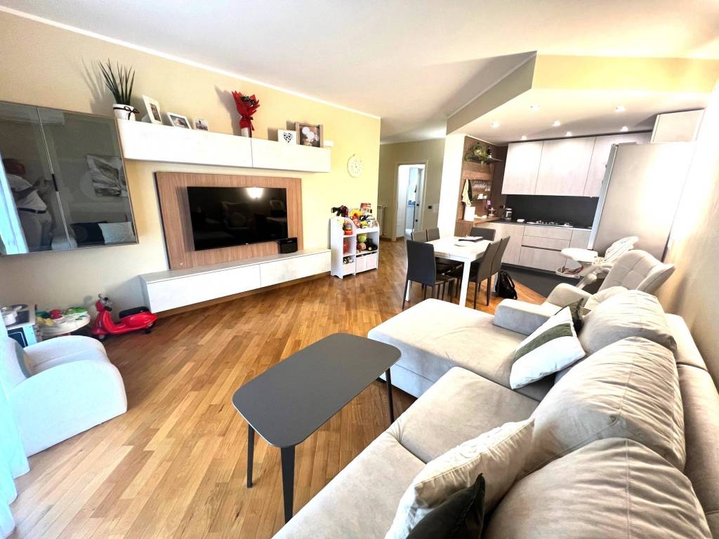 appartamento in vendita a Montelupo Fiorentino in zona Camaioni