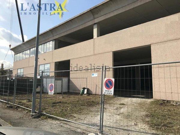 capannone in vendita a Montelupo Fiorentino
