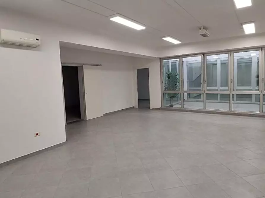 ufficio in vendita a Montelupo Fiorentino in zona Fibbiana