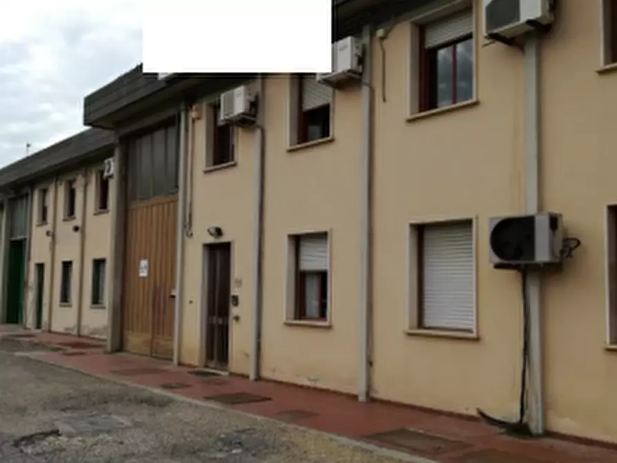 capannone in vendita a Montelupo Fiorentino in zona Camaioni