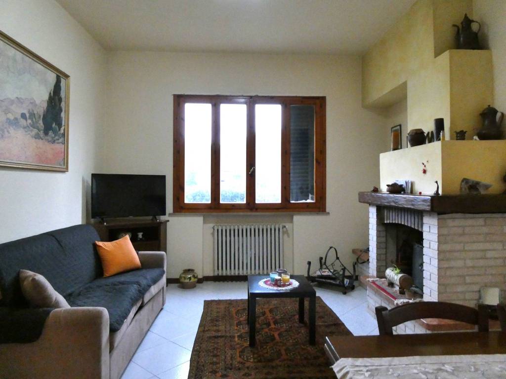 appartamento in vendita a Montelupo Fiorentino in zona Camaioni