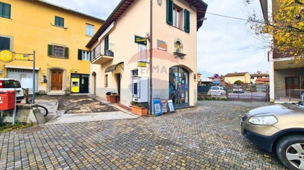 negozio in vendita a Montelupo Fiorentino in zona Fibbiana