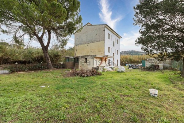 appartamento in vendita a Montelupo Fiorentino in zona Camaioni