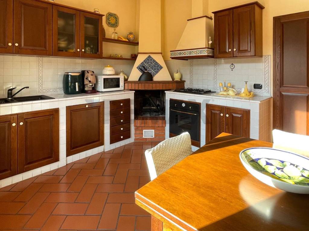 appartamento in vendita a Montelupo Fiorentino in zona Camaioni