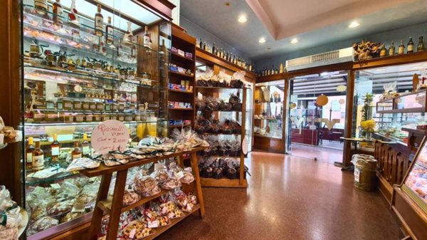 negozio in vendita a Montelupo Fiorentino