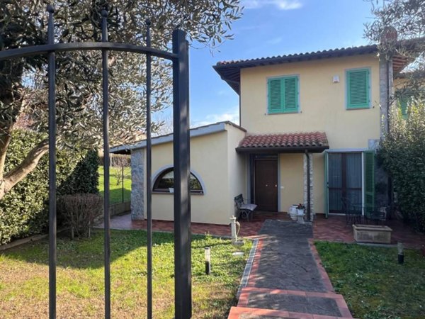 casa indipendente in vendita a Montelupo Fiorentino