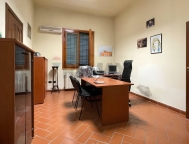 locale di sgombero in vendita a Montelupo Fiorentino in zona Camaioni