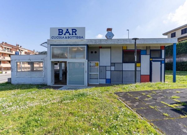 negozio in vendita a Montelupo Fiorentino in zona Camaioni