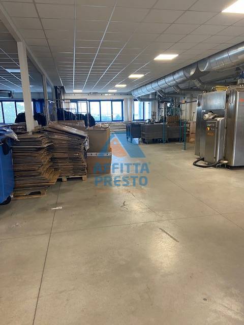 capannone in vendita a Montelupo Fiorentino