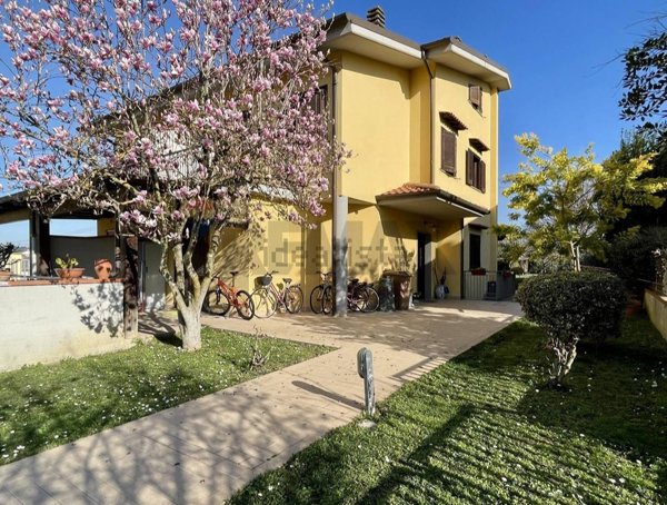 casa indipendente in vendita a Montelupo Fiorentino