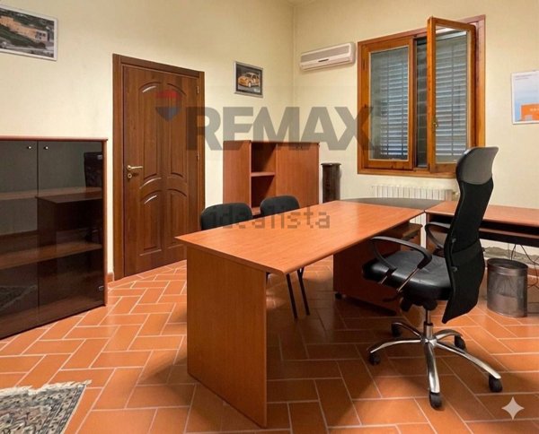 locale di sgombero in vendita a Montelupo Fiorentino in zona Camaioni