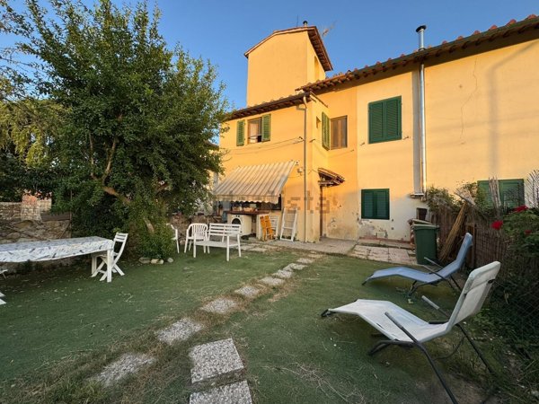appartamento in vendita a Montelupo Fiorentino in zona Samminiatello