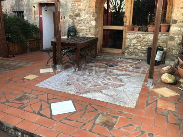 appartamento in vendita a Montespertoli in zona Lucignano