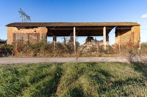 locale di sgombero in vendita a Montespertoli in zona Ortimino