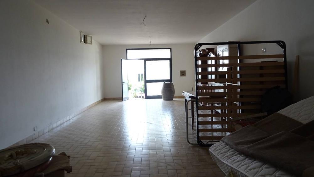 locale di sgombero in vendita a Montespertoli in zona Ortimino