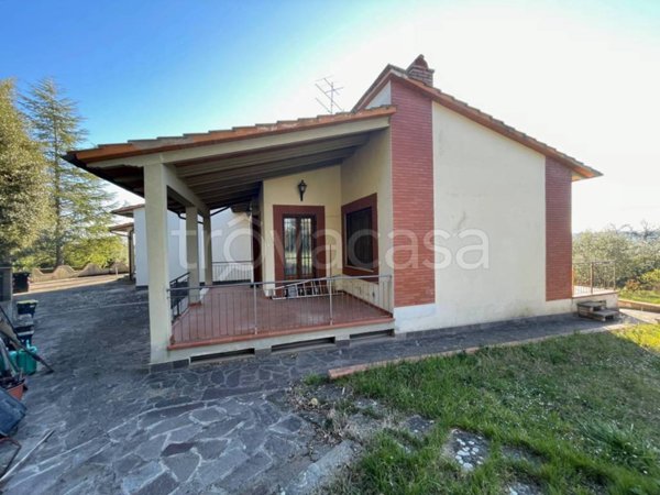 casa indipendente in vendita a Montespertoli in zona Poppiano