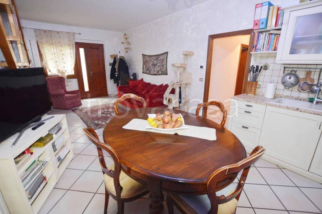 appartamento in vendita a Montespertoli in zona San Quirico in Collina