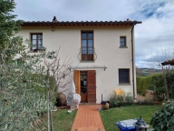 casa semindipendente in vendita a Montespertoli