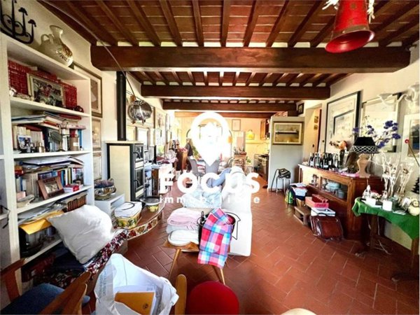 pentavano in vendita a Montespertoli in zona Poppiano