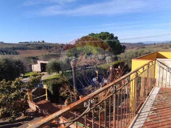 casa indipendente in vendita a Montespertoli