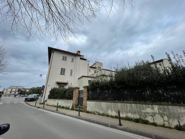 intera palazzina in vendita a Montespertoli