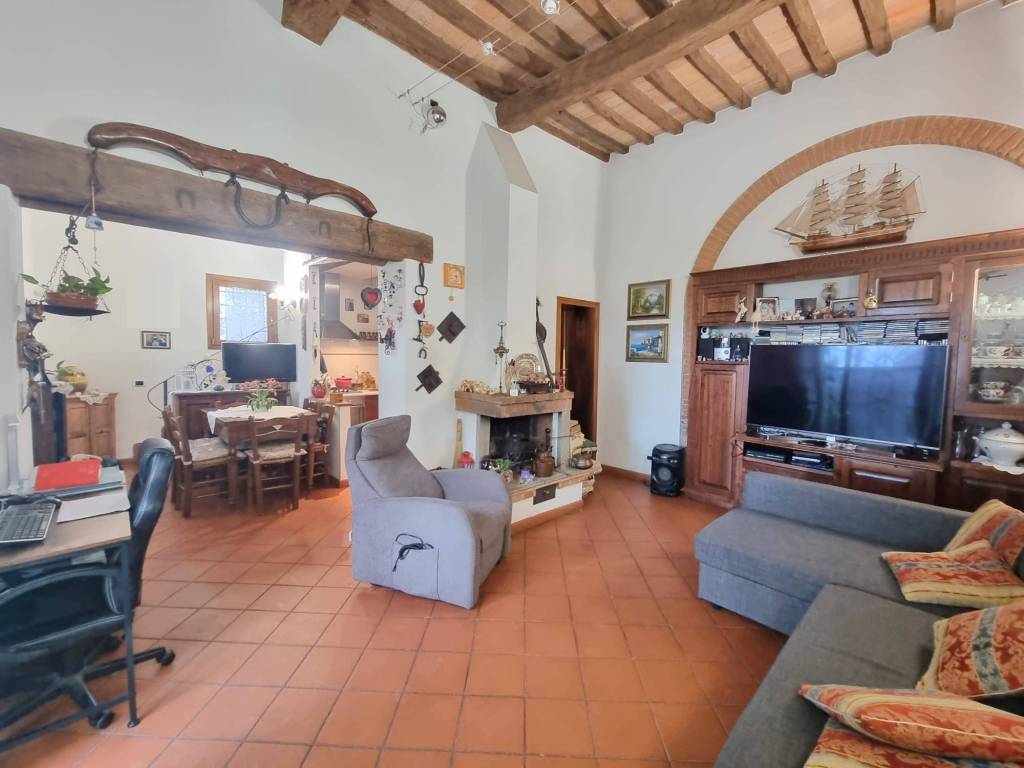 casa indipendente in vendita a Montespertoli