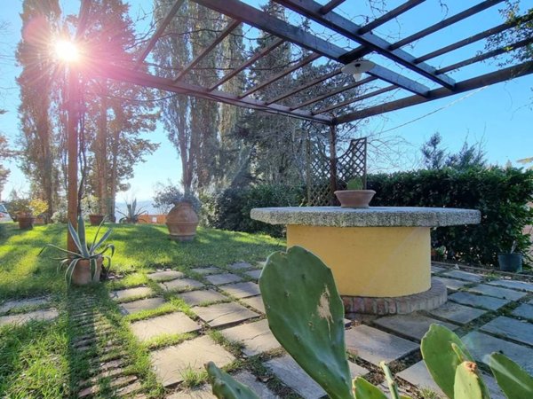 casa indipendente in vendita a Montespertoli