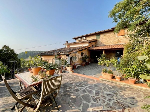 casa semindipendente in vendita a Montespertoli