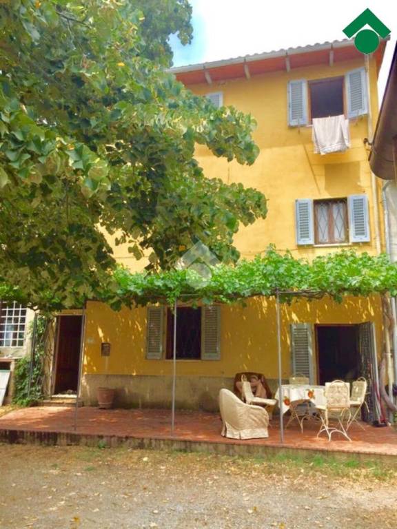 casa indipendente in vendita a Montespertoli