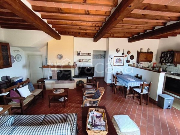 casa indipendente in vendita a Montespertoli in zona Lucignano