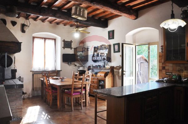 casa indipendente in vendita a Montespertoli in zona Castiglioni