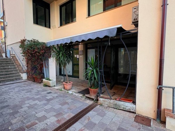 negozio in vendita a Montespertoli