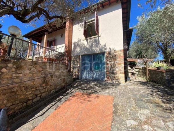 casa indipendente in vendita a Montespertoli in zona San Quirico in Collina